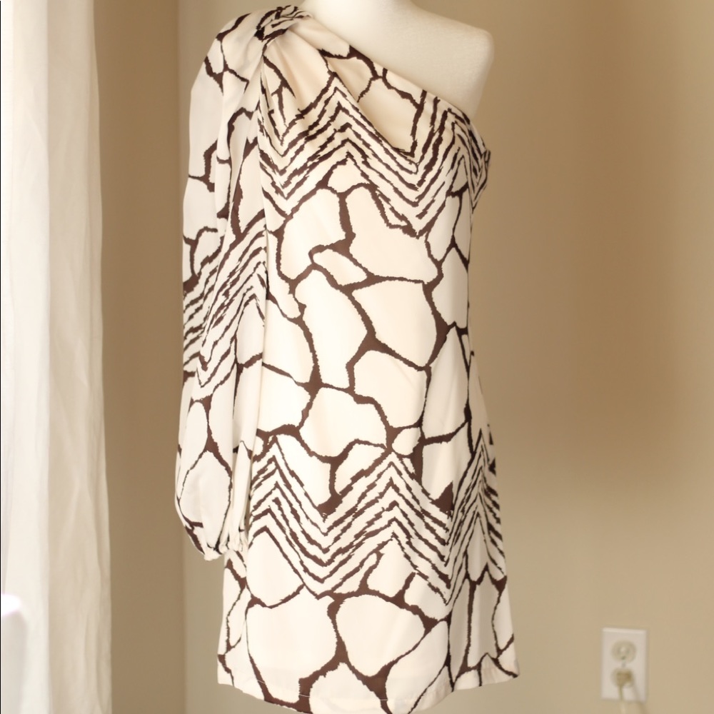 White and brown, giraffe print dress